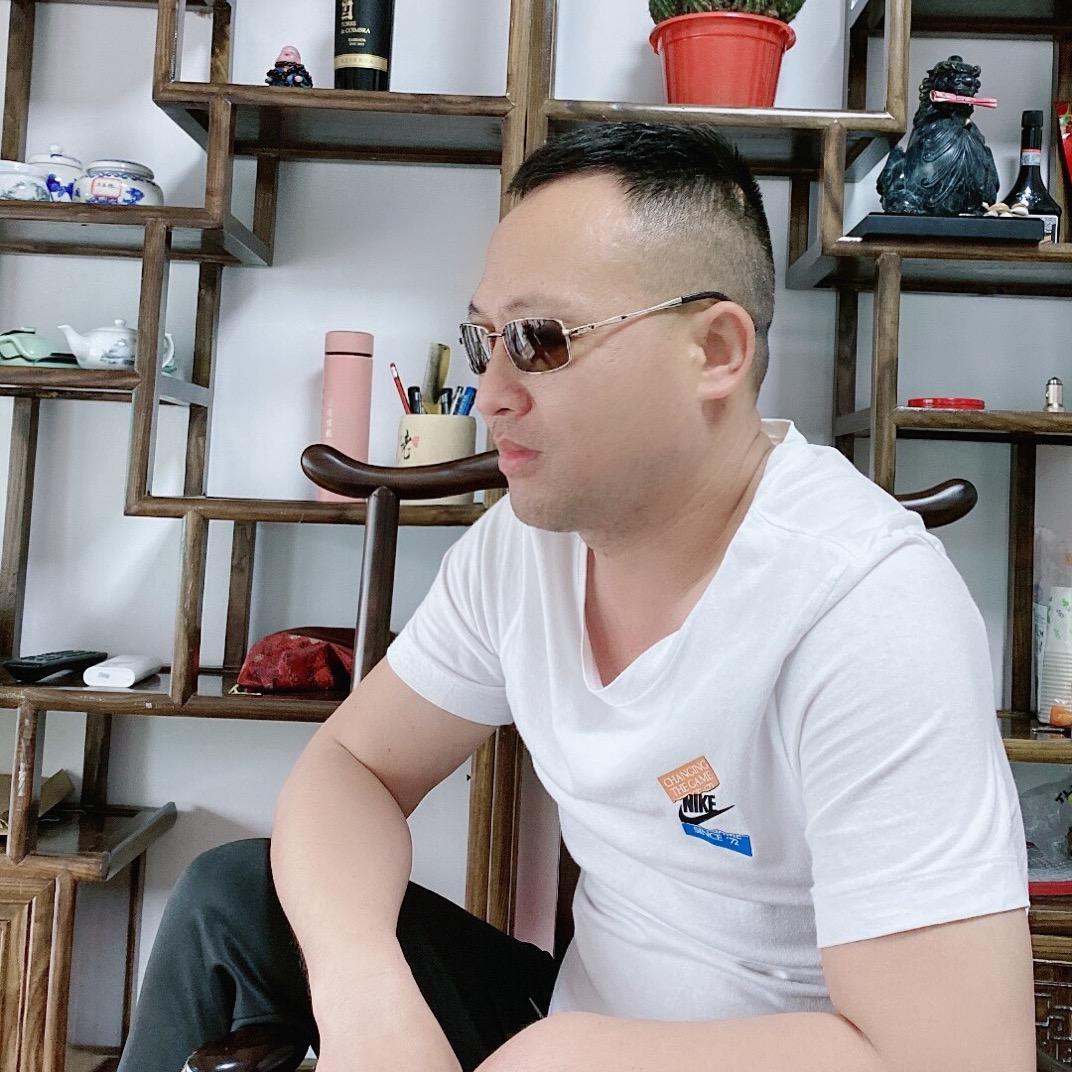 老周二手车