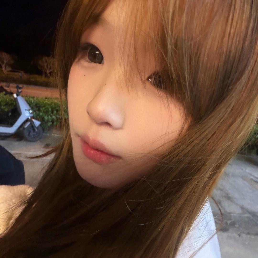 佳佳(>^ω^<)