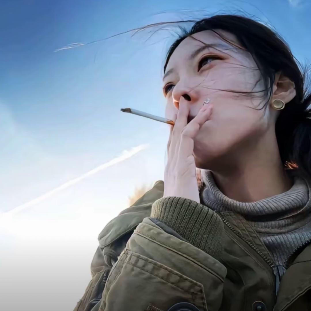 ￴ ￴ ￴￴ ￴ ￴ ￴1