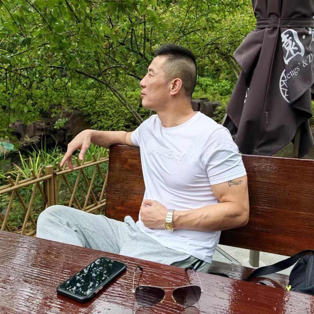 自然健身建哥