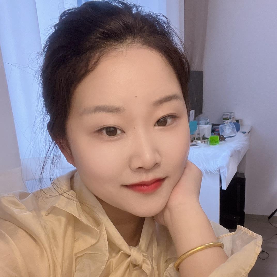 艾莉吖~
