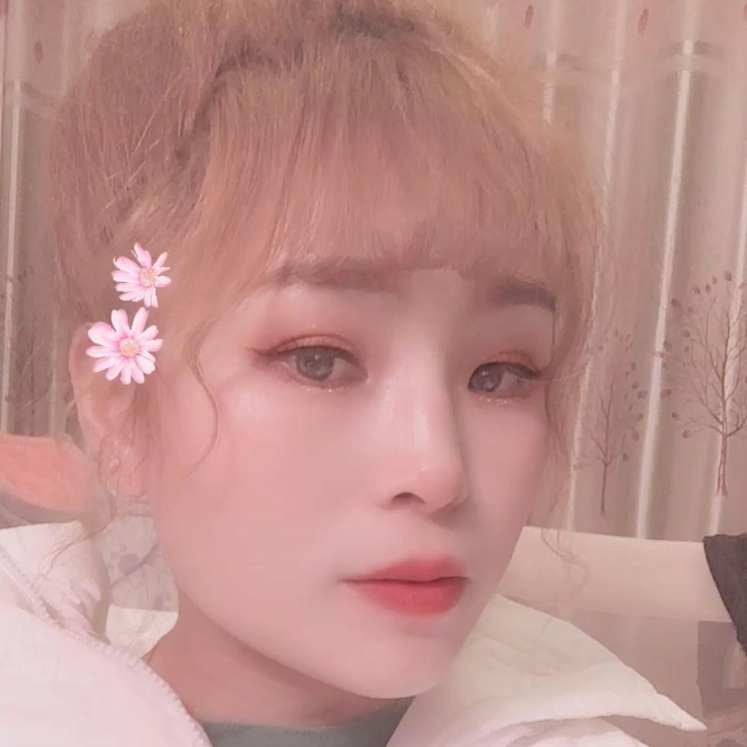 A💙芒果丶小嘟嘟💋㈍