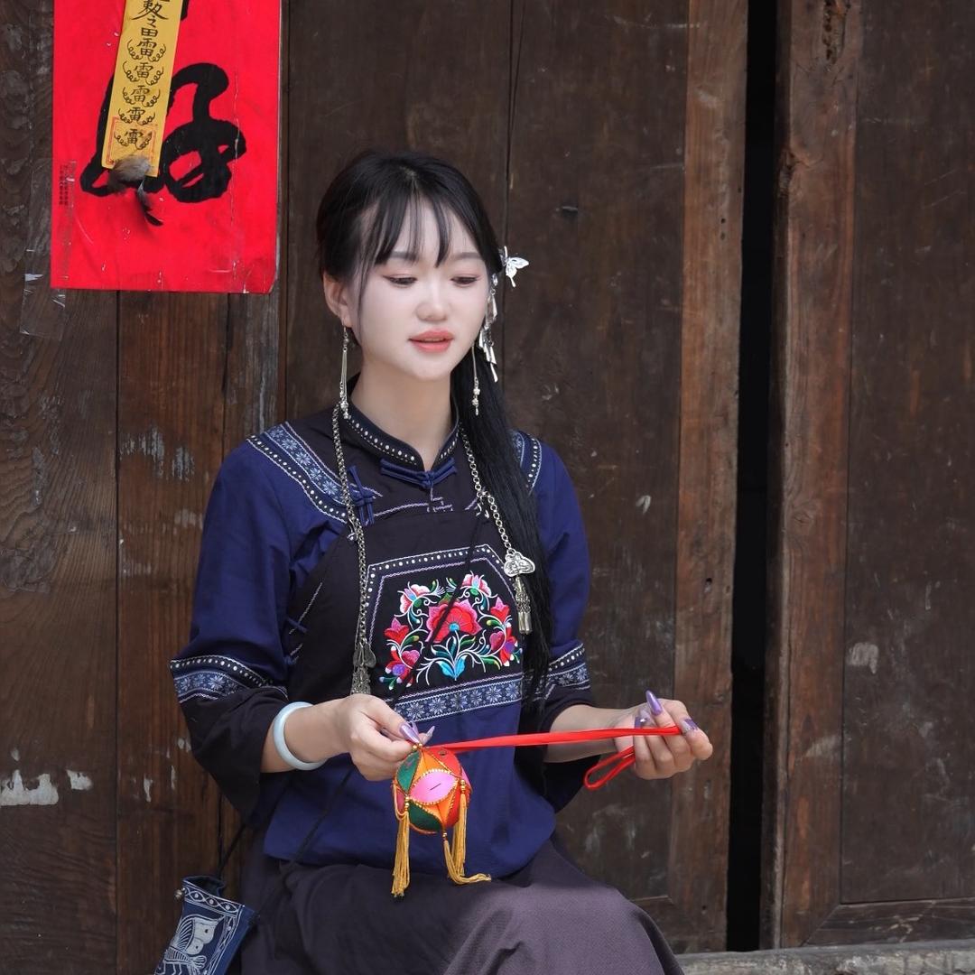 布依之女—小提子