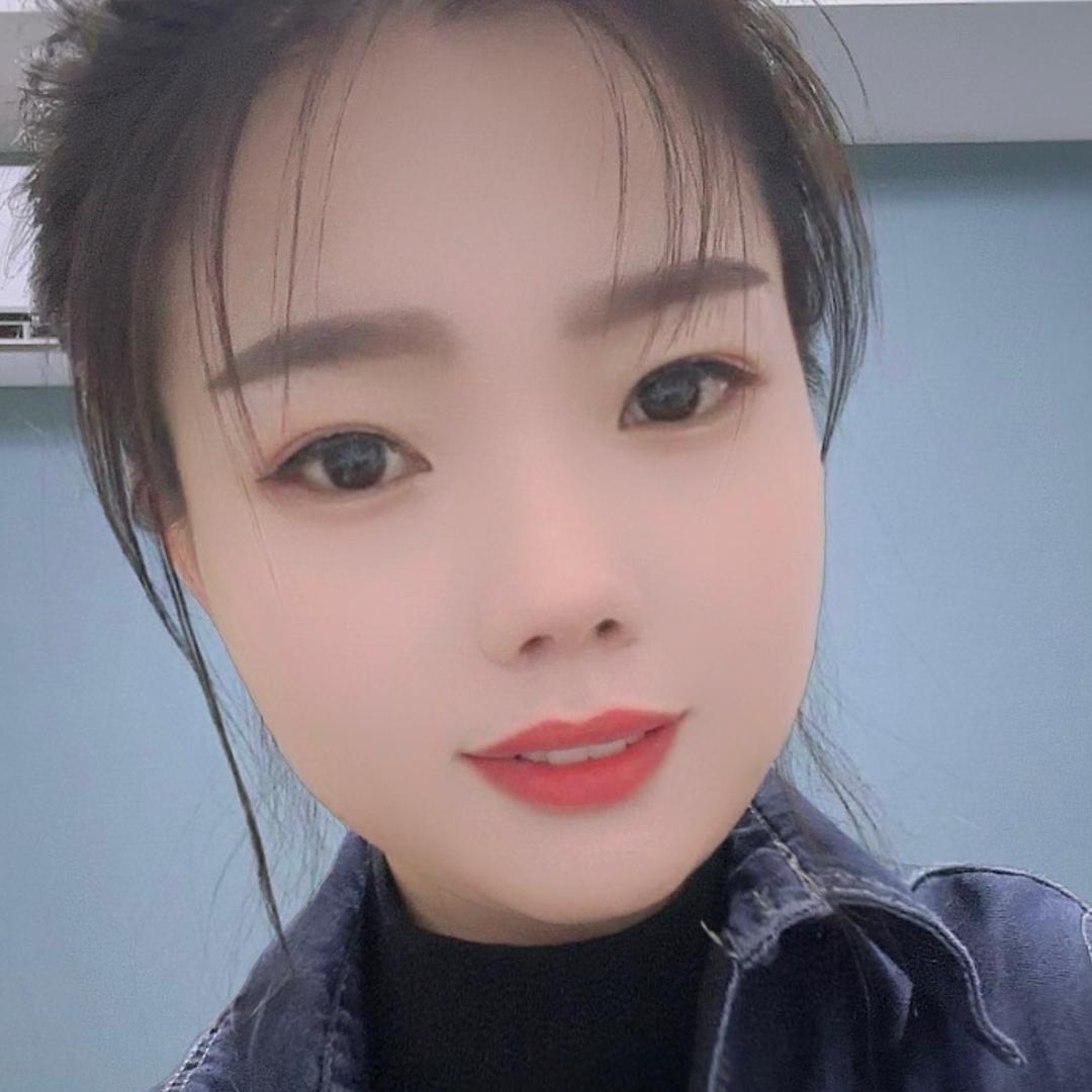 我是霞霞