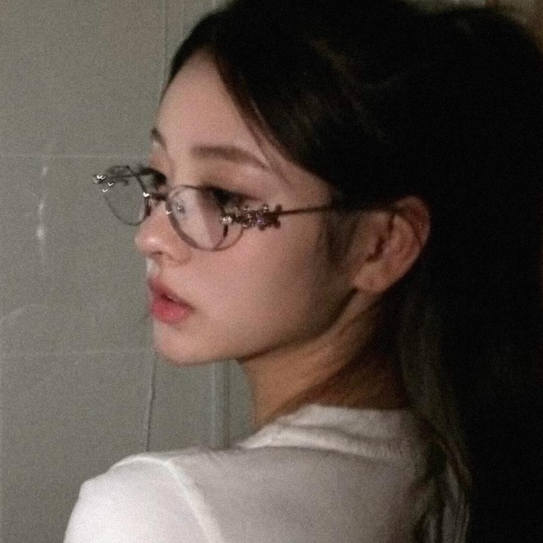 張七七