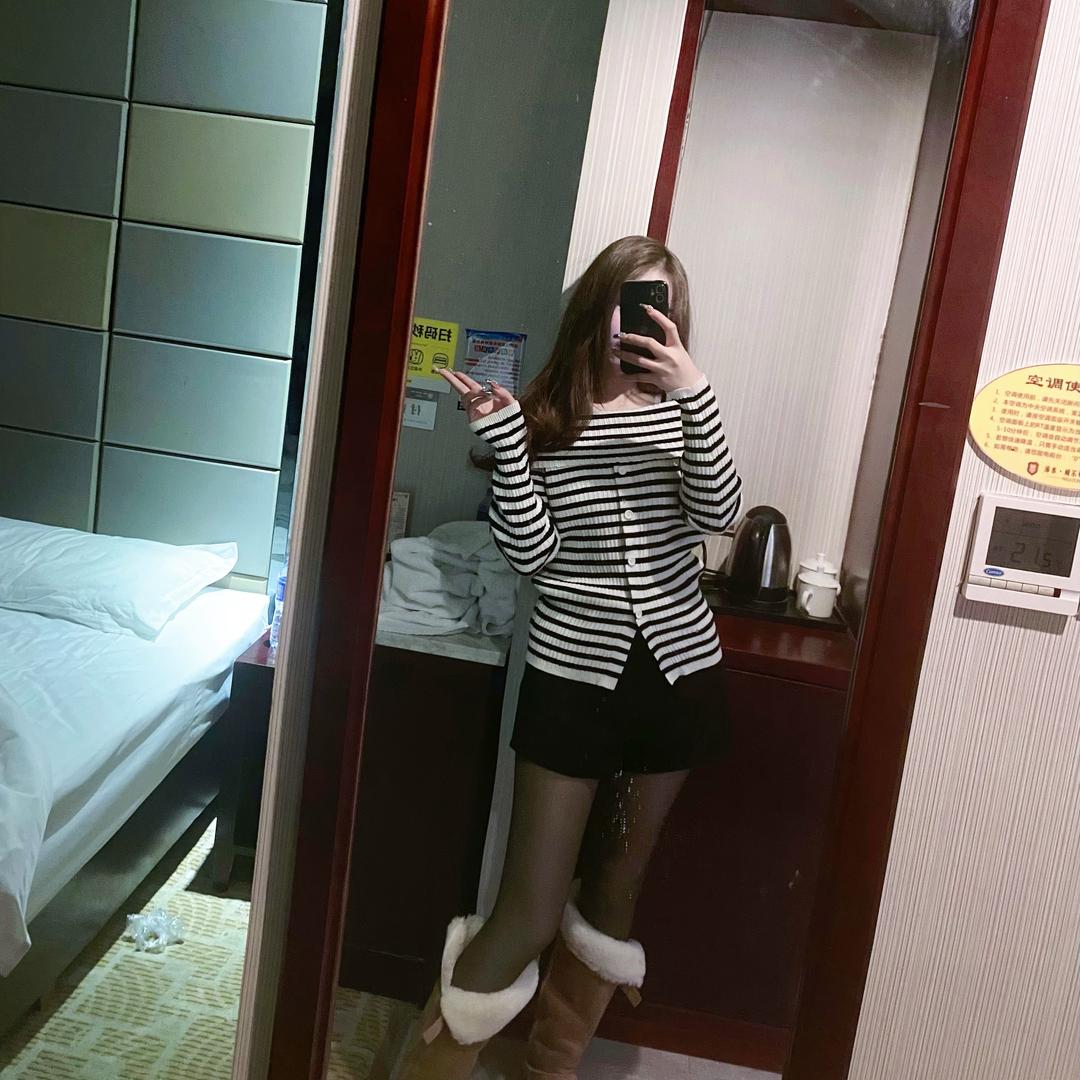 小婷有心事。
