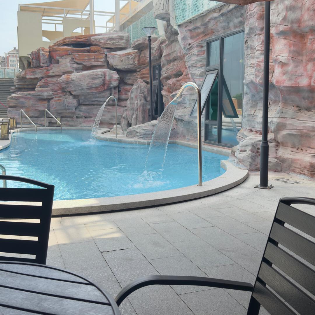 yi  ge  da   bu  liu