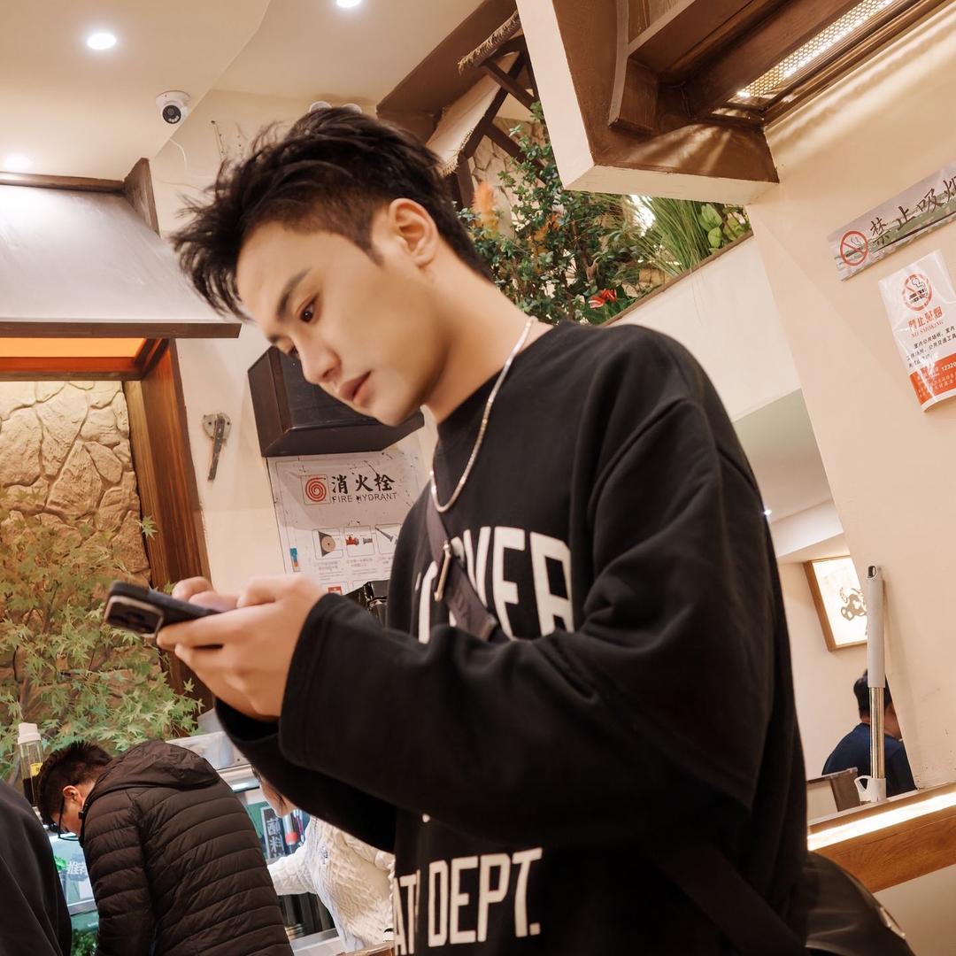 元宝啊ˣʰˣ💫头像