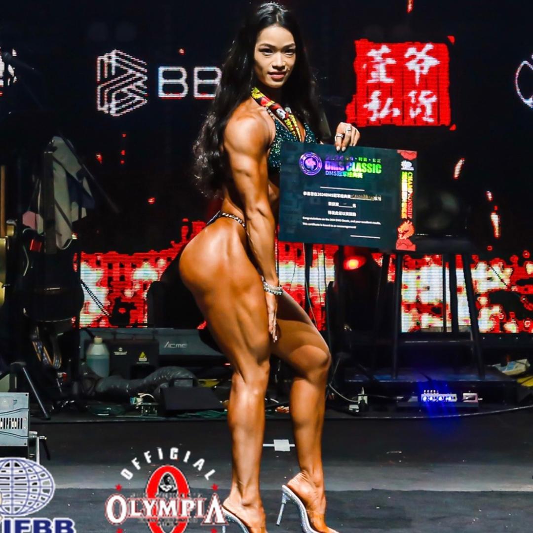 IFBB PRO 林叶莹