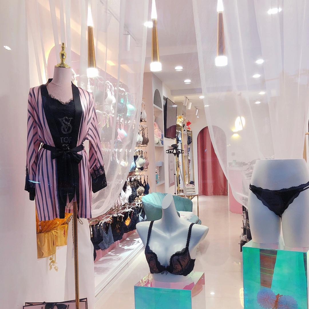 松原绮小姐👙内衣集合店