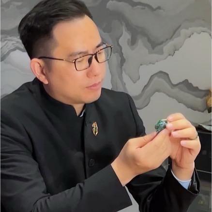 戊申堂珠宝满柜