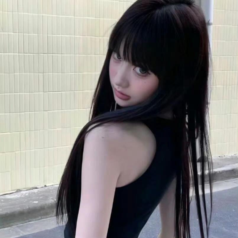 馆 馆