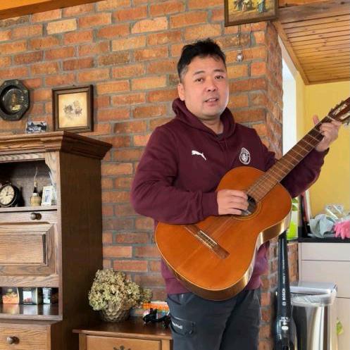 罐头瓶子游世界