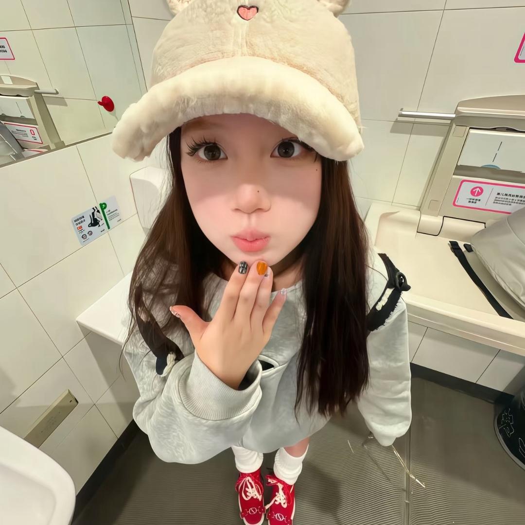 嘻浠浠嘻嘻