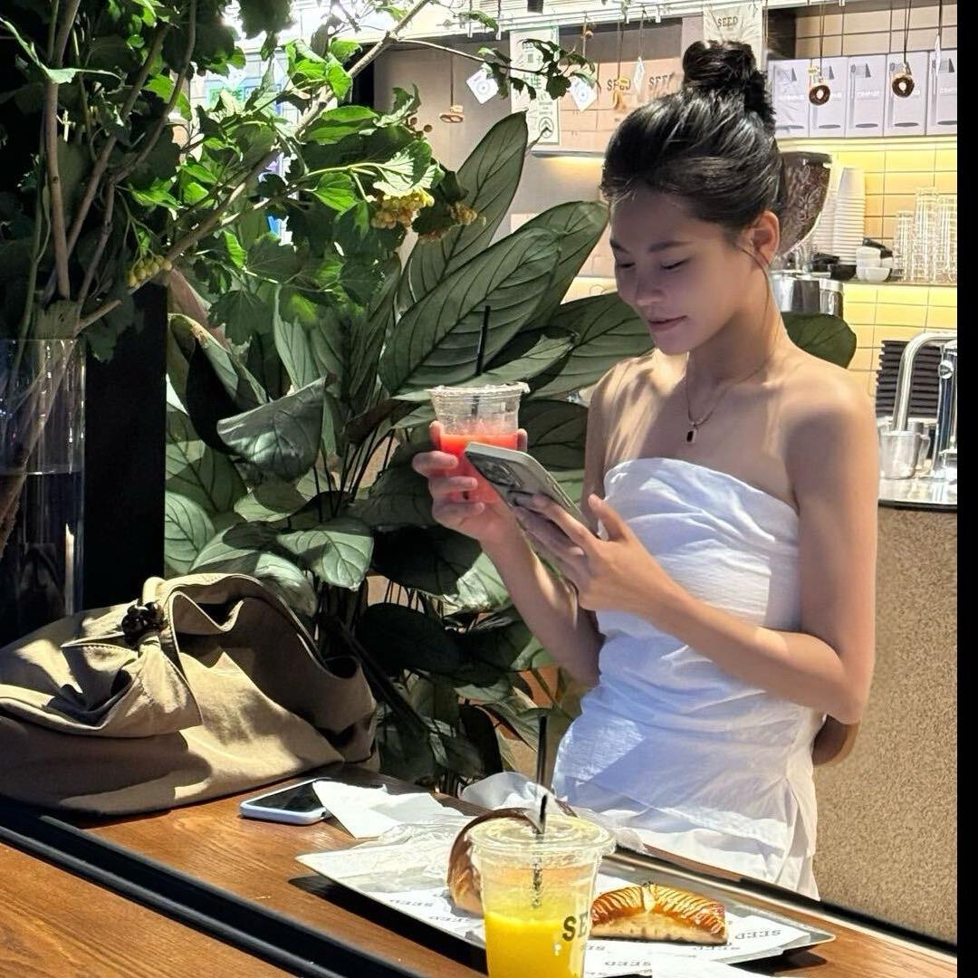 双下巴女孩👧