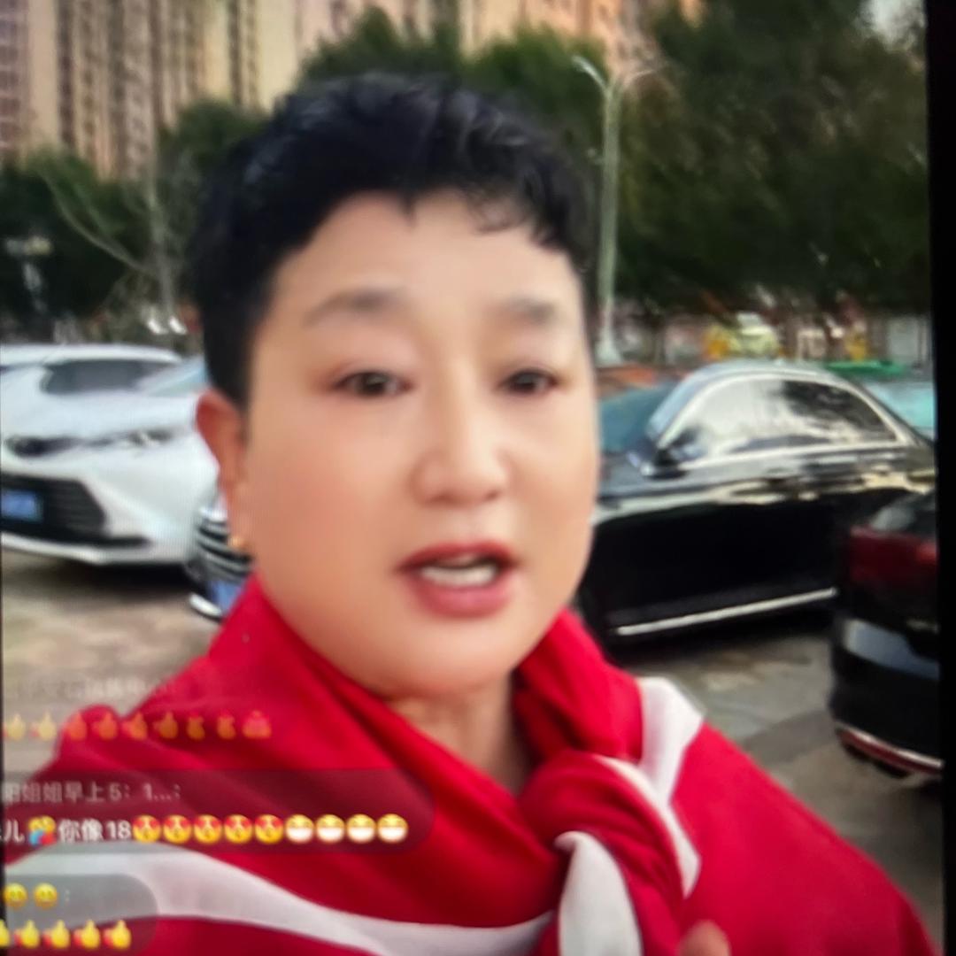 兜兜奶奶（早上6:46开播8:08结束）