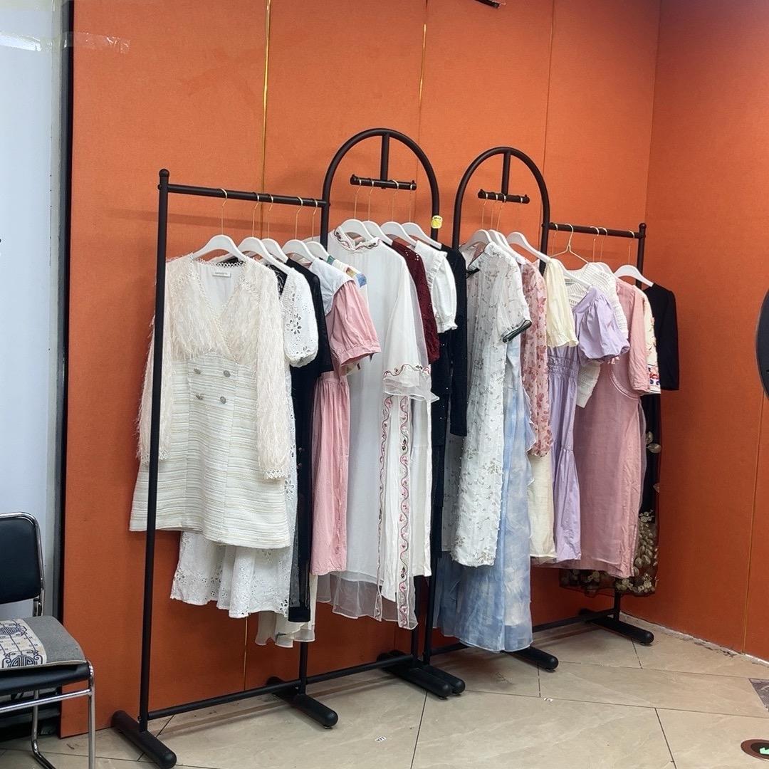 小雅孤品精品服饰