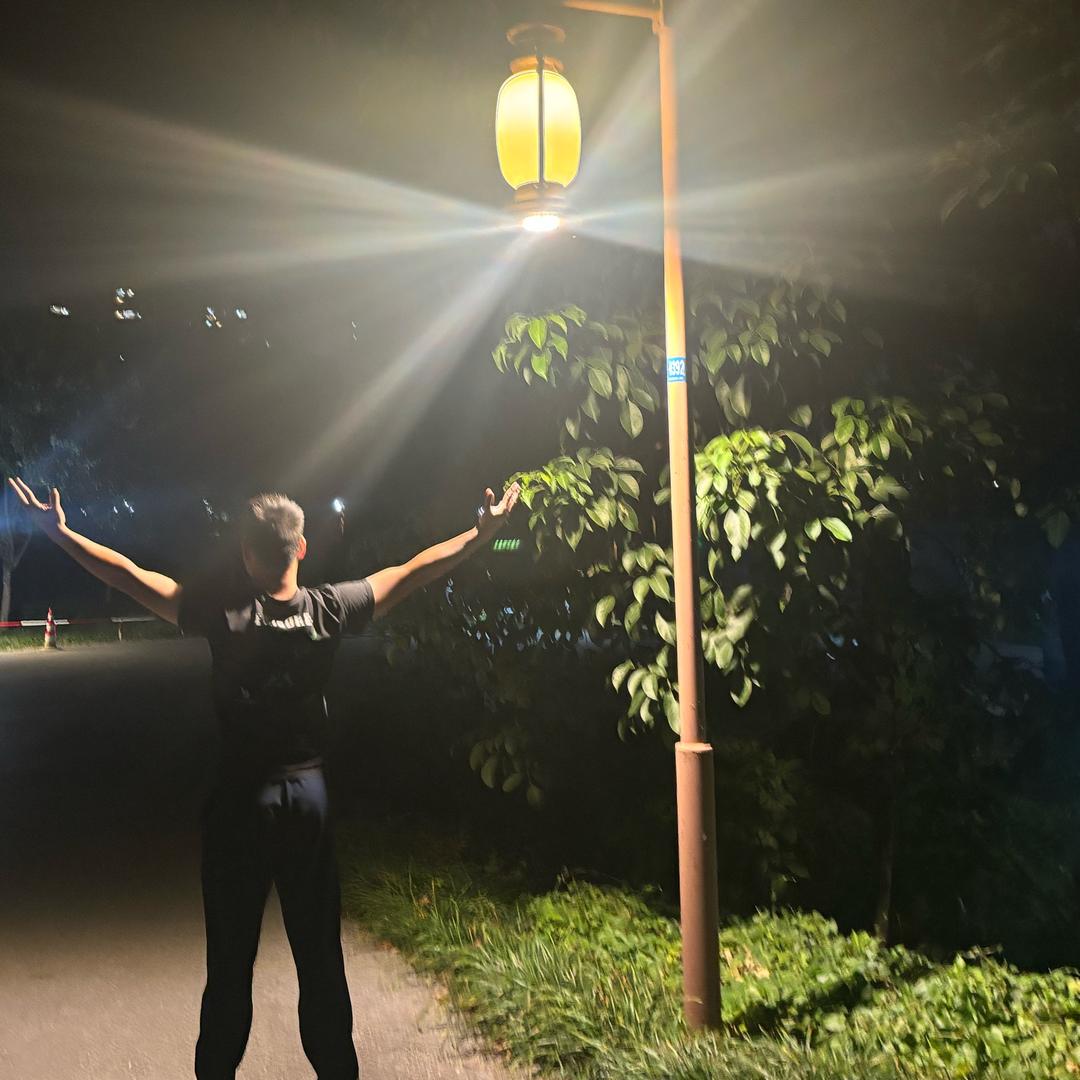 土黑蚯蚓养殖基地