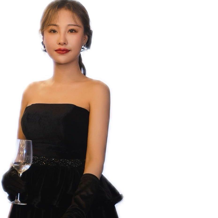 Juliye 小颜