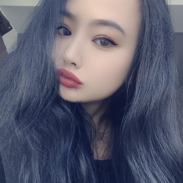 𝓨.水晶༊