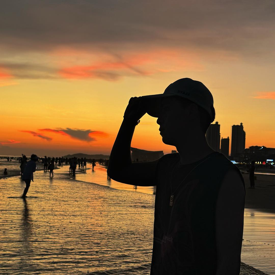 🌈忧郁小薯条、