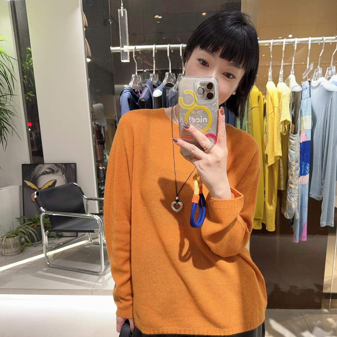 春苗精品女装 （每天下午12点直播）