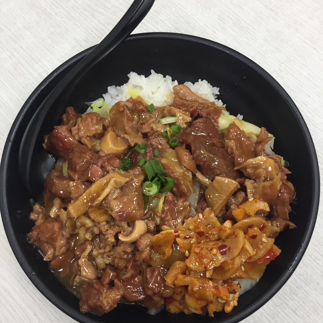 深圳市龙岗区味一牛腩饭店