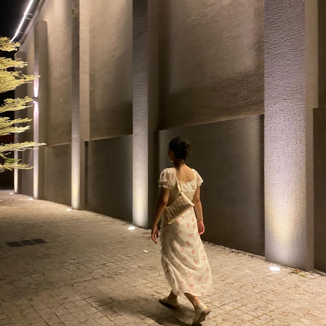 微微一唱很倾城