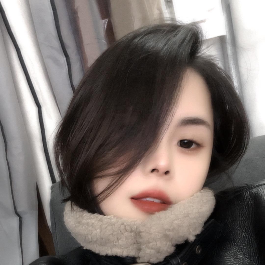 常山县裳层诱品服装店