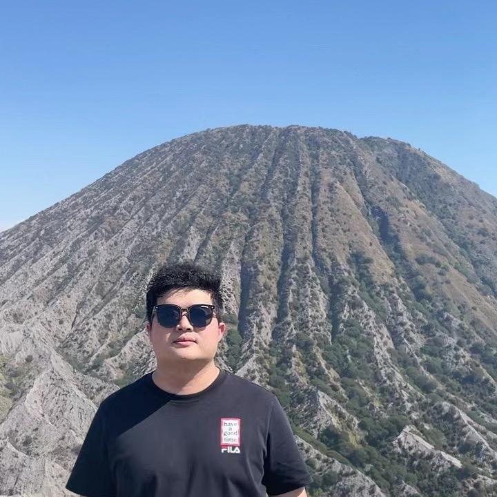 辅导员张老师