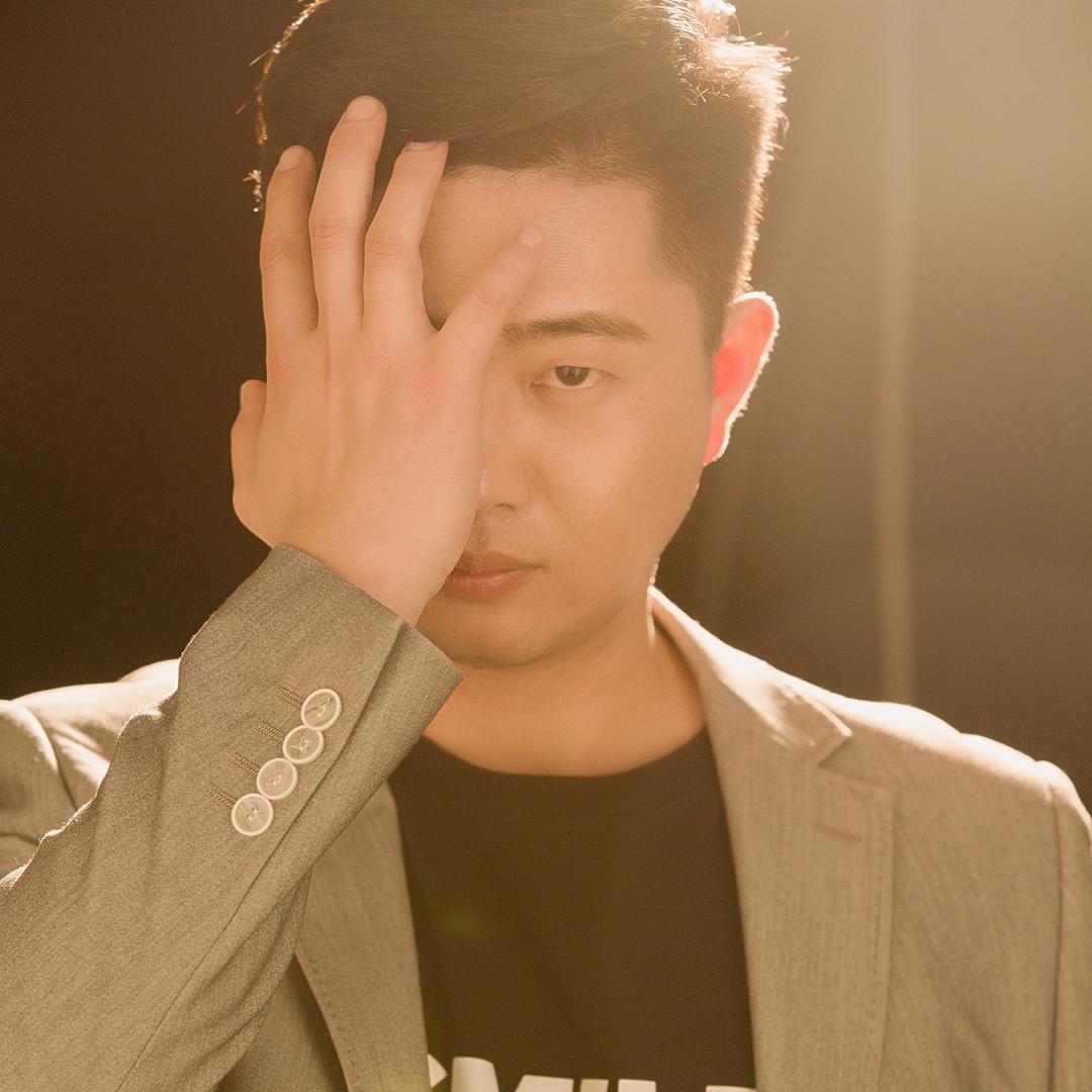 大程子年审过户_路达