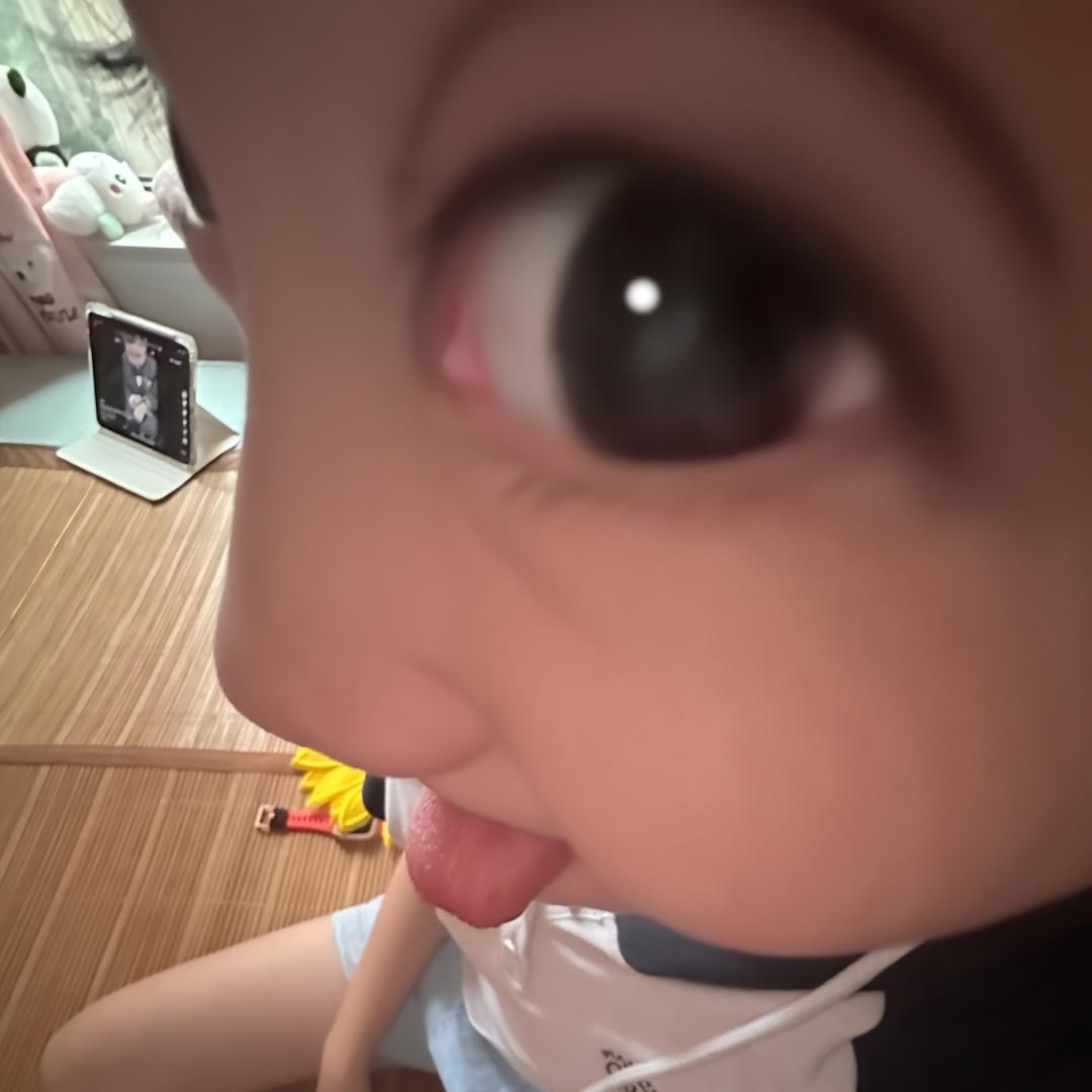 纯情蟑螂🪳