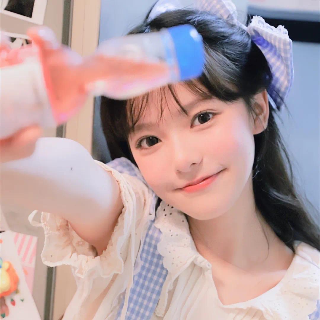 蜜小桃.