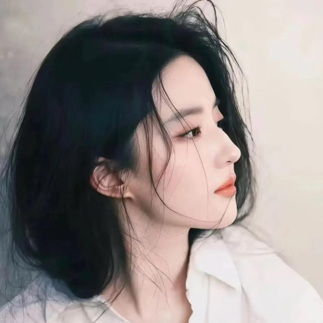 姐姐👩🏻‍🦰