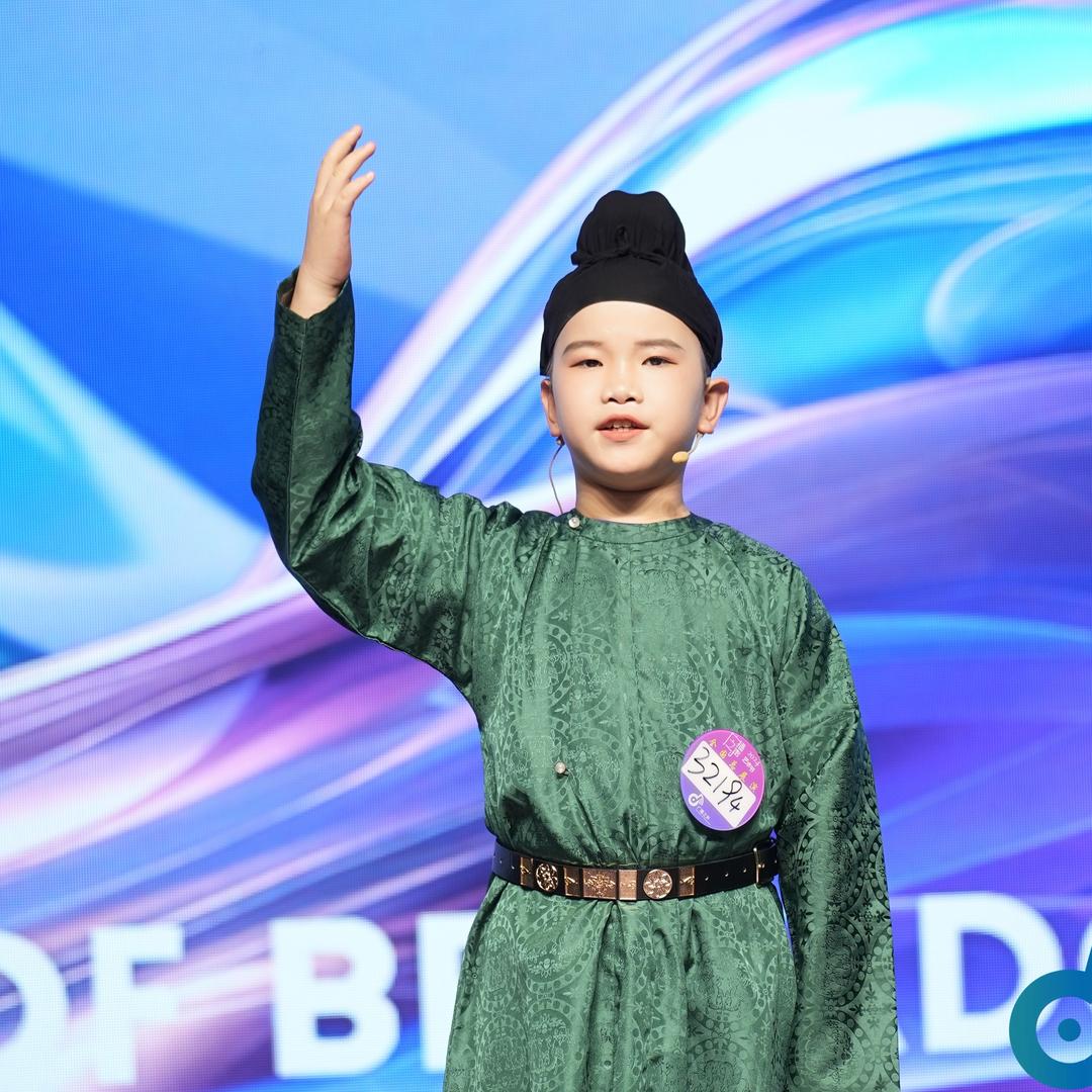 亮仔小宝贝