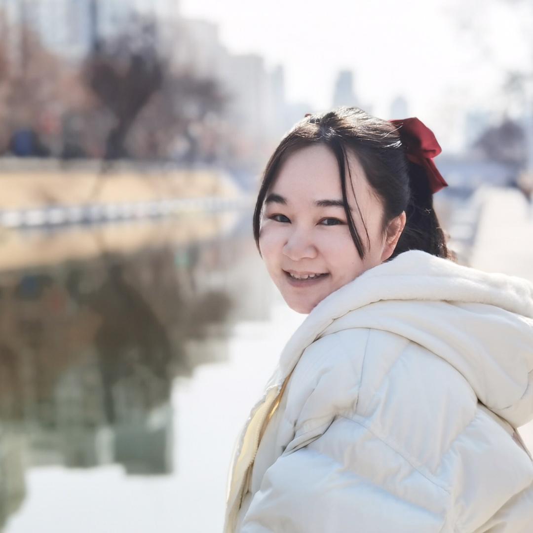 秦雯