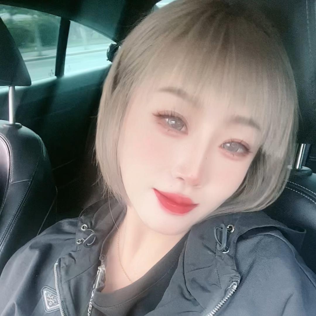 🌸张  小  闹👠