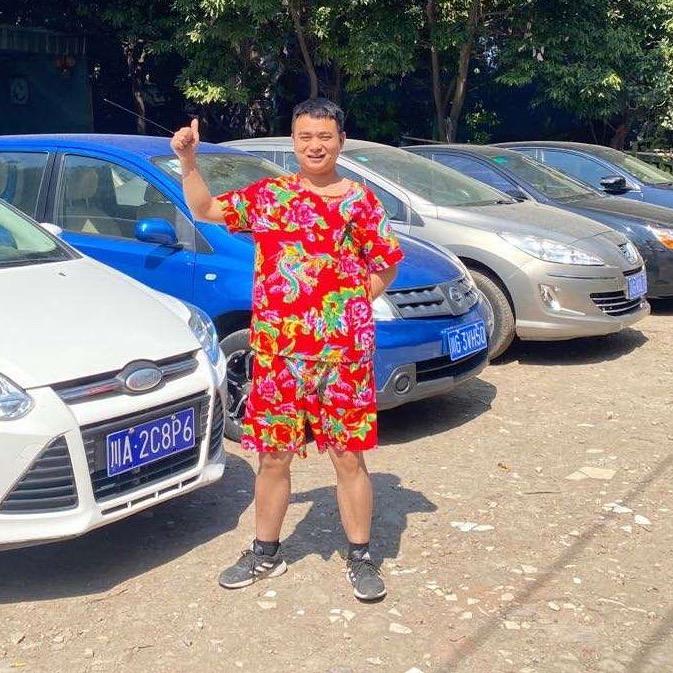 成都花瑶裤二手车