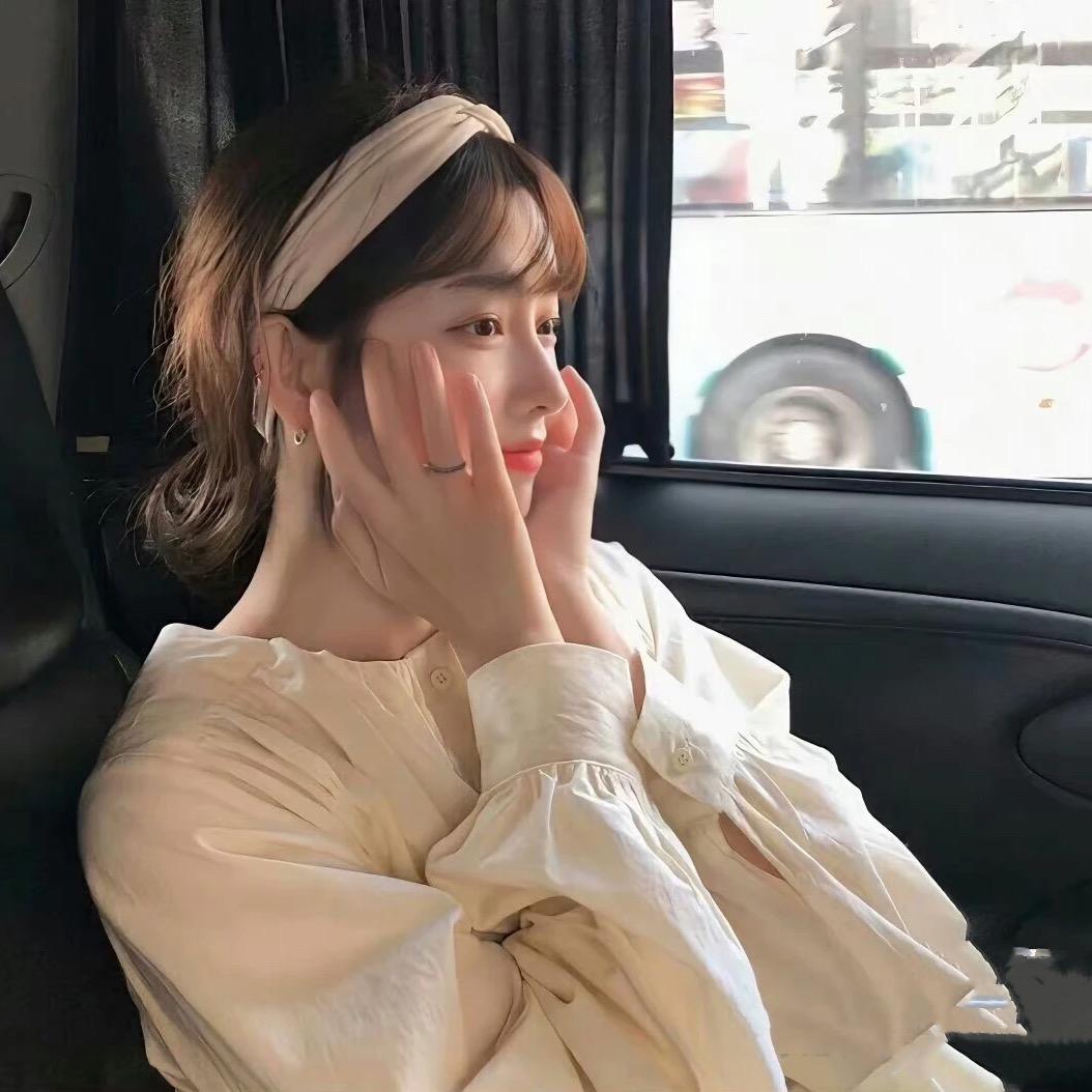 努力发光的Meiya~☀️