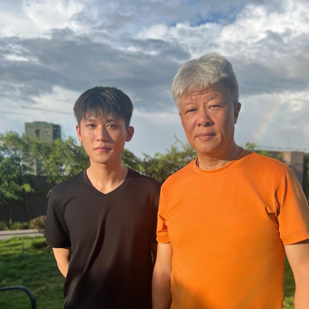 霞湖世家服饰-欧阳