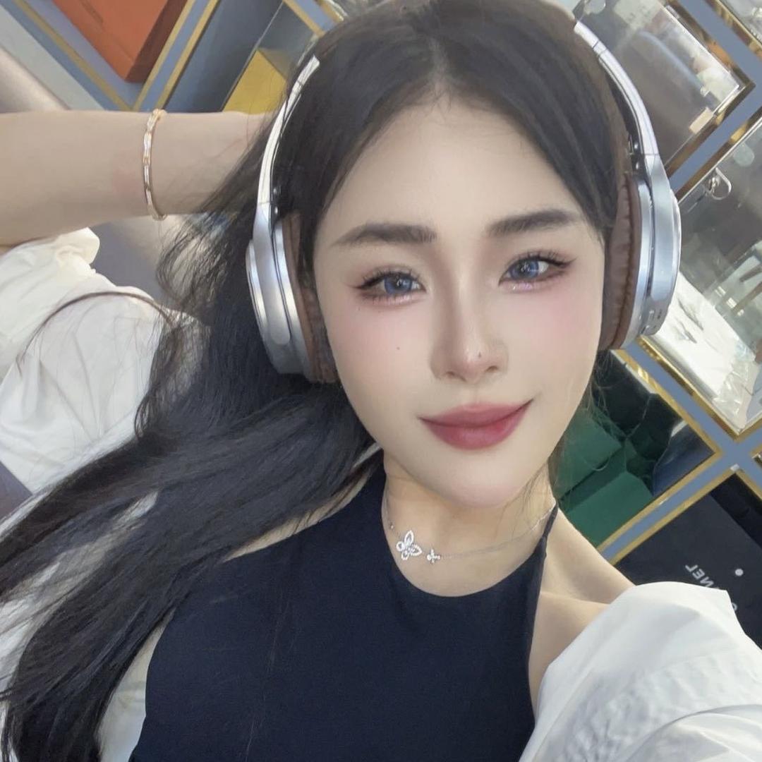 晰有很多包