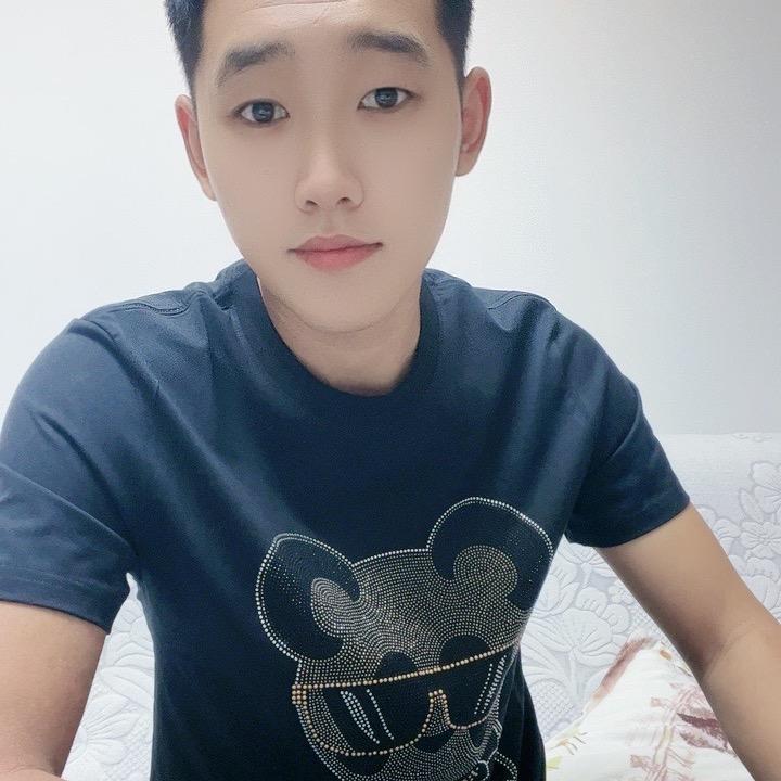🍃纪伟🍃