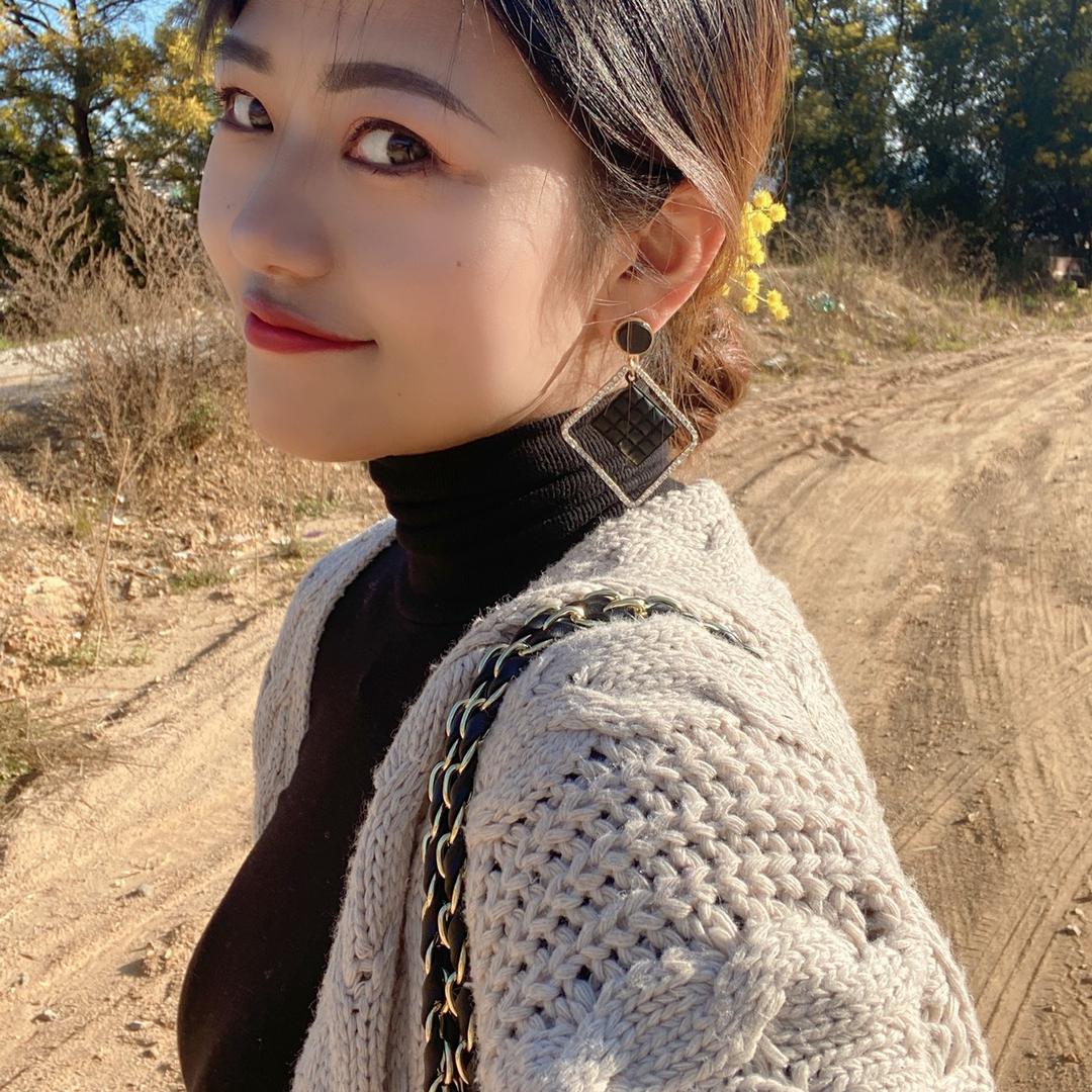小黑妹
