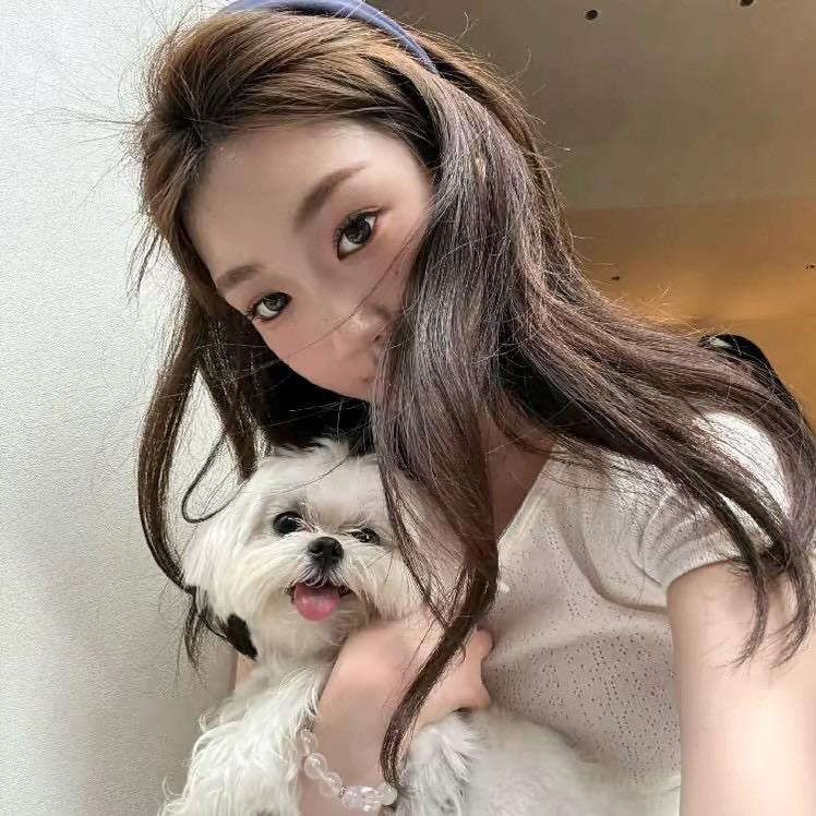 L.🧸