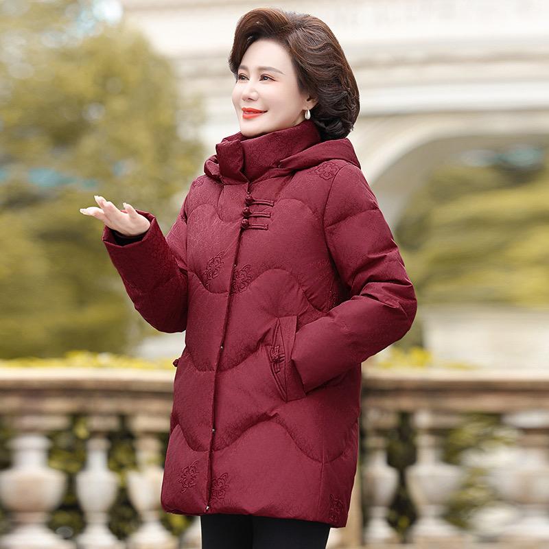 恒原祥彩羊羽绒服特卖店
