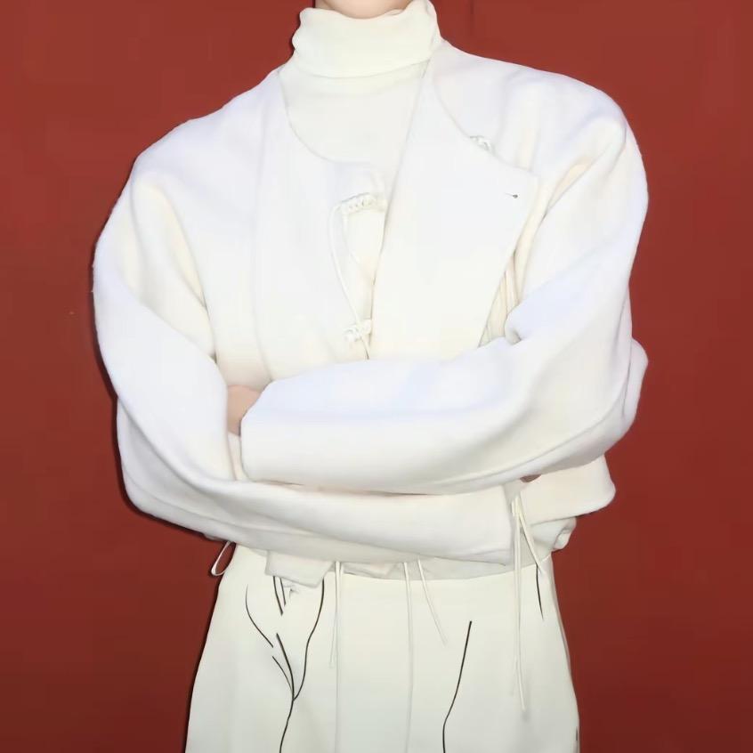 女装清仓特卖（关注开播）