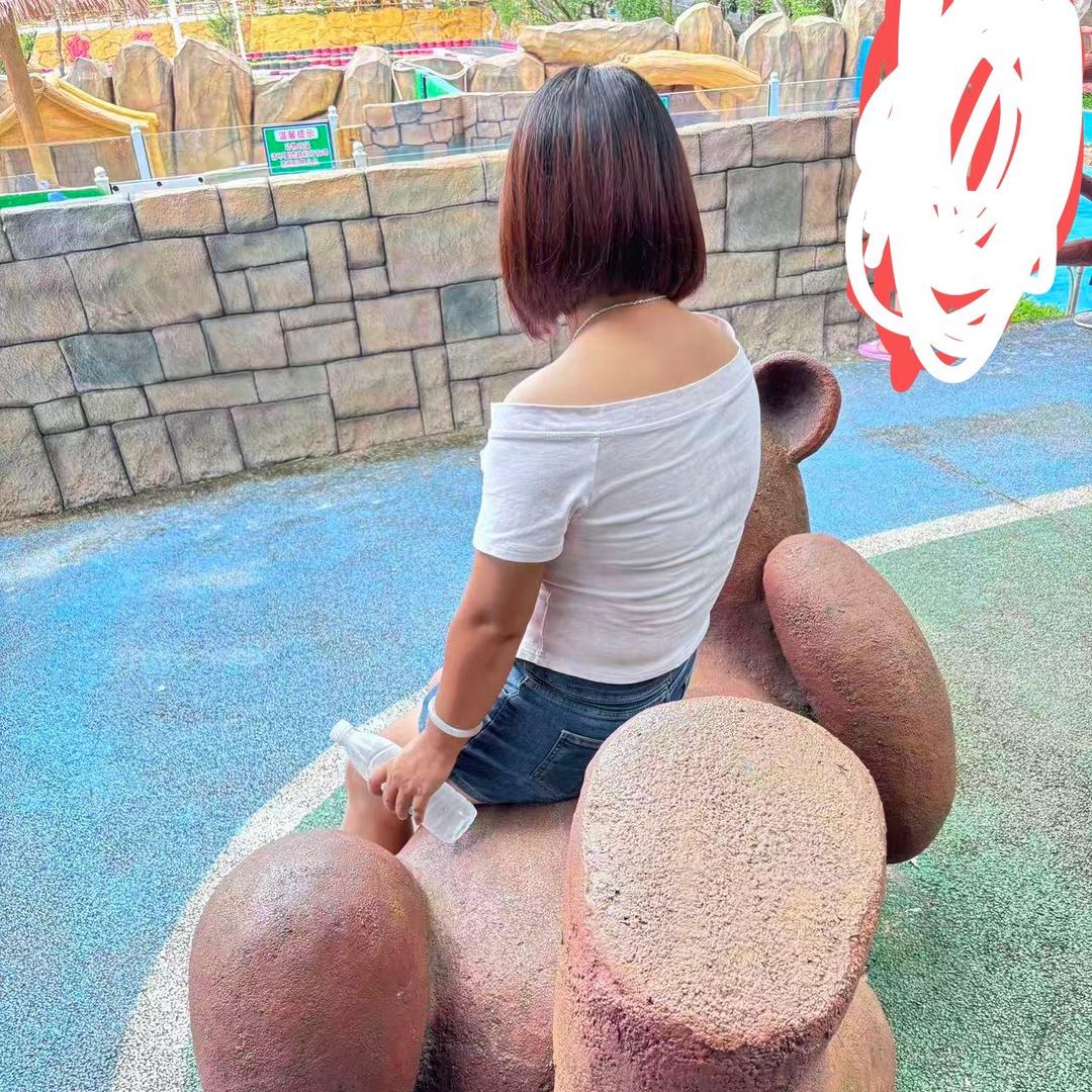 小霞