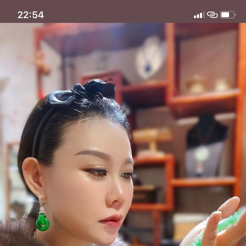 扇涎奢品小店