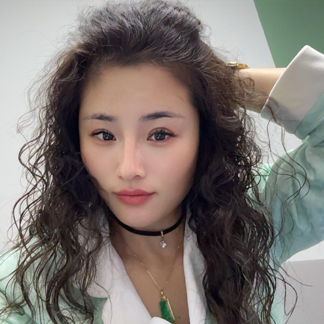 大陆小甜甜