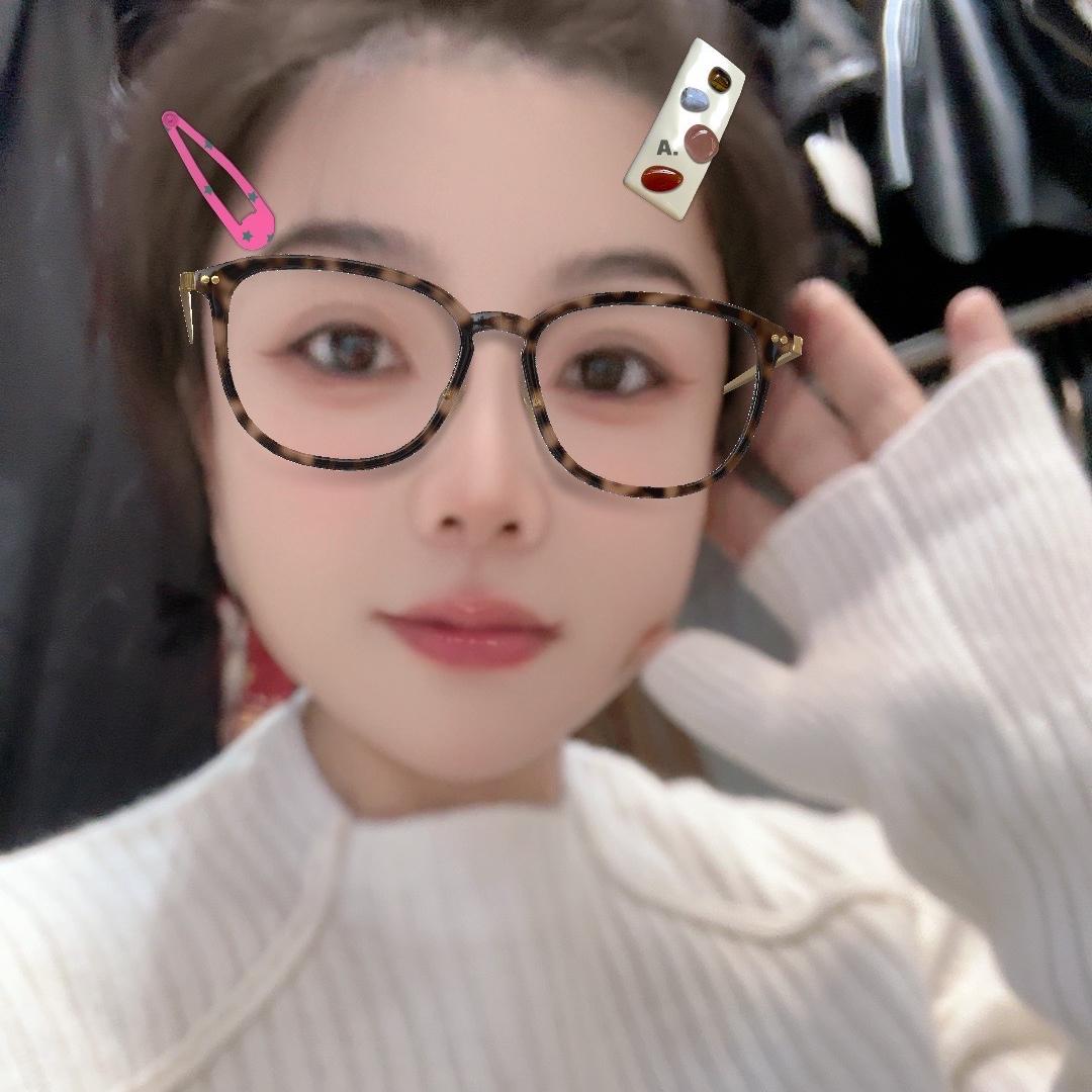 万安县闺蜜女装店